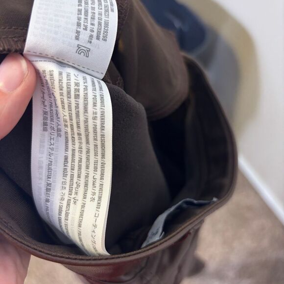 Abercrombie & Fitch Brown The 90's Straight Ultra High Rise Faux Leather Pants 2 - Picture 6 of 6